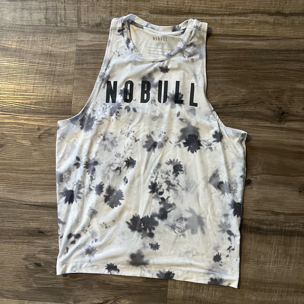 NWOT NOBULL workout tank top